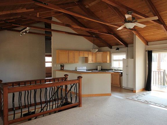 5th image of 460 Dogwood Dr