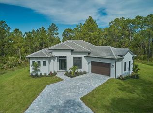 981 10th Ave NE, Naples, FL 34120