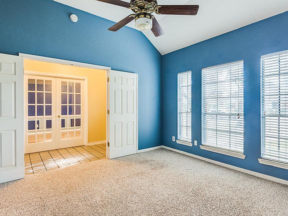 5th image of 4702 Broadmoor Dr