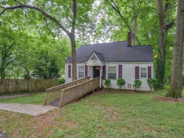 2720 Randall St, East Pt, GA 30344