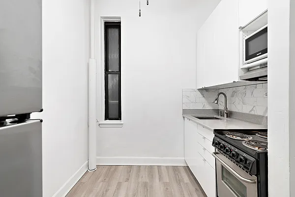 Rented by Compass | media 3