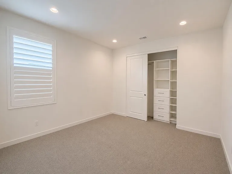 583 Townsend Way — Photo 12