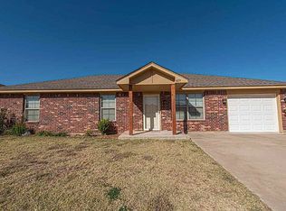 609 Ridgecrest St, Woodward, OK 73801