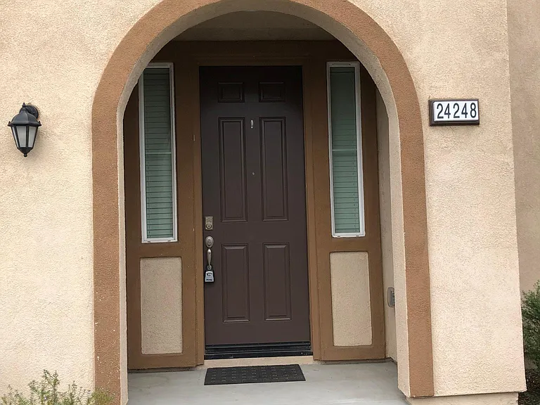 24248 White Willow Ave — Photo 18