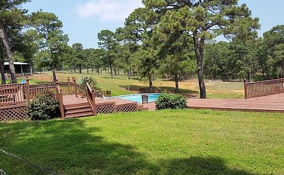 porches leading to pool