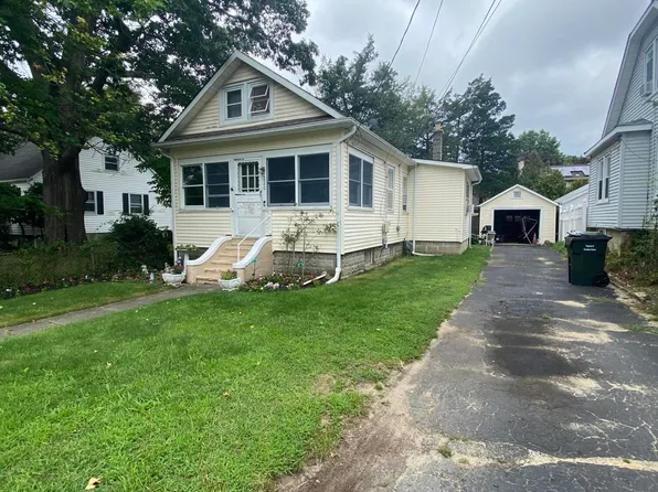 220 Chatham Avenue, Oakhurst, NJ 07755