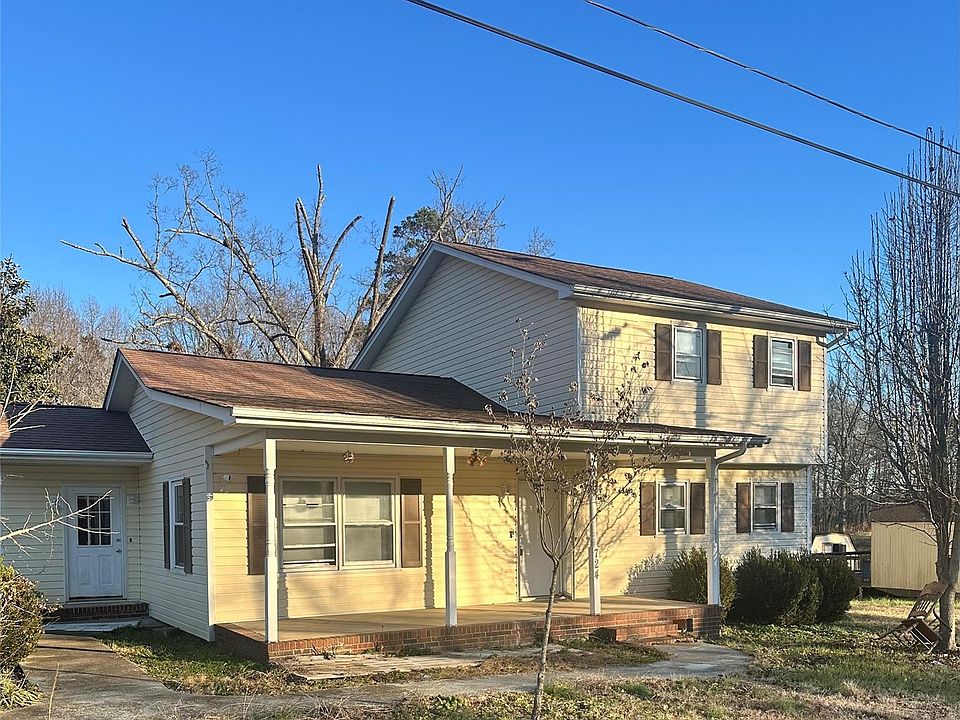 1st image of 724 Log Cabin Dr
