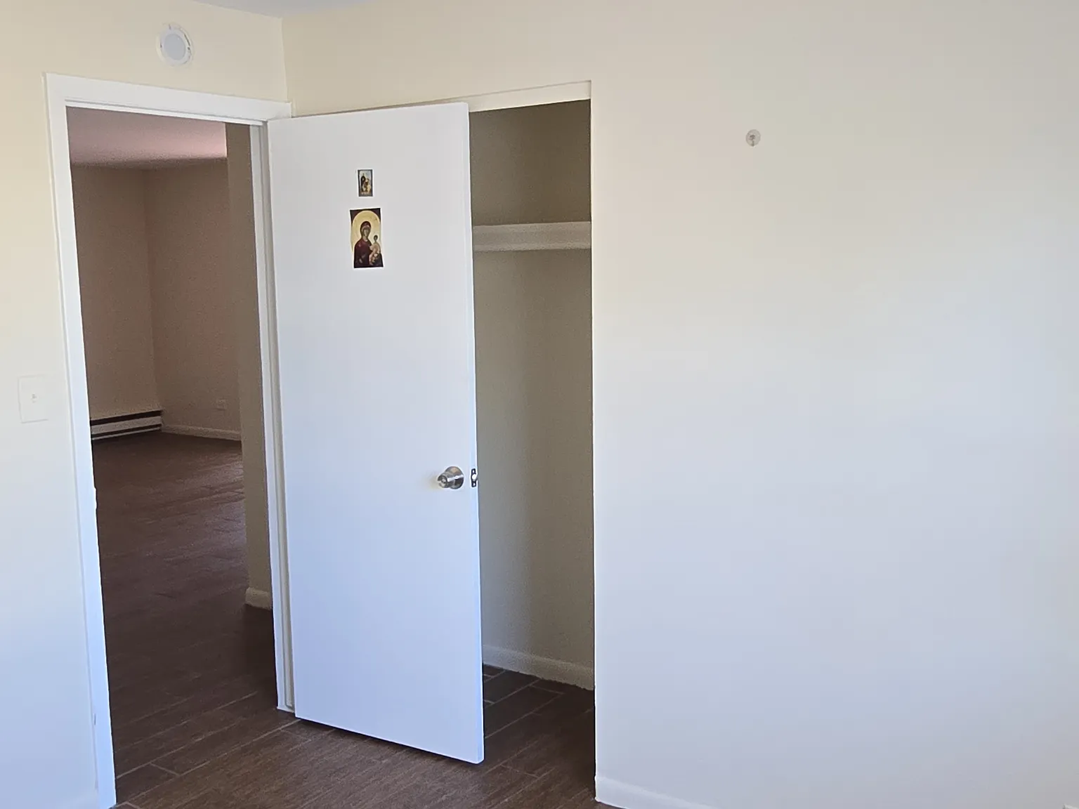 2 bed, $1,600 — Photo 4