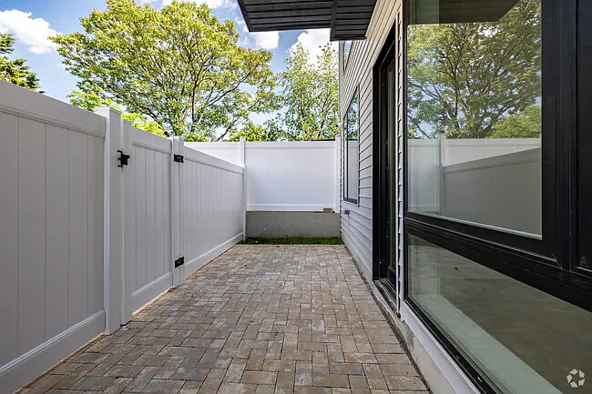 42 Lembeck Ave #1 — Photo 7
