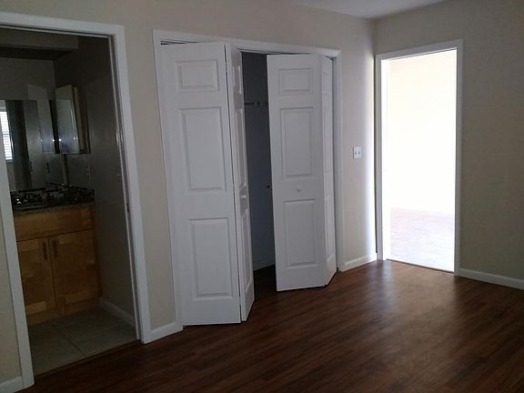 3rd image of 710 Plumosa Ave