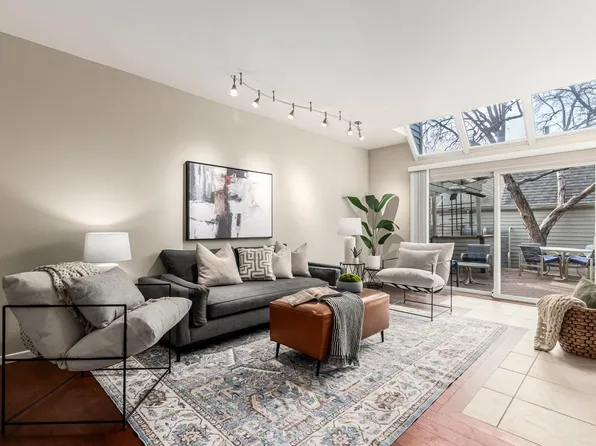 345 Harrison St, Denver, CO 80206