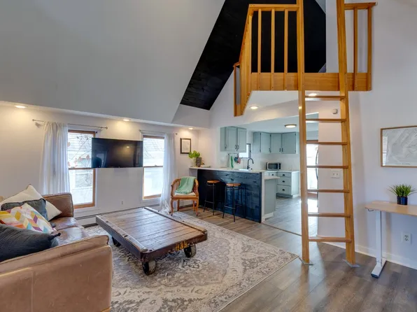 2619 S 7th St, Minneapolis, MN 55454