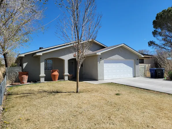 304 Garcia St NE, Albuquerque, NM 87123