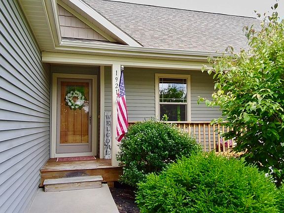 2nd image of 1921 Sweetfern Way