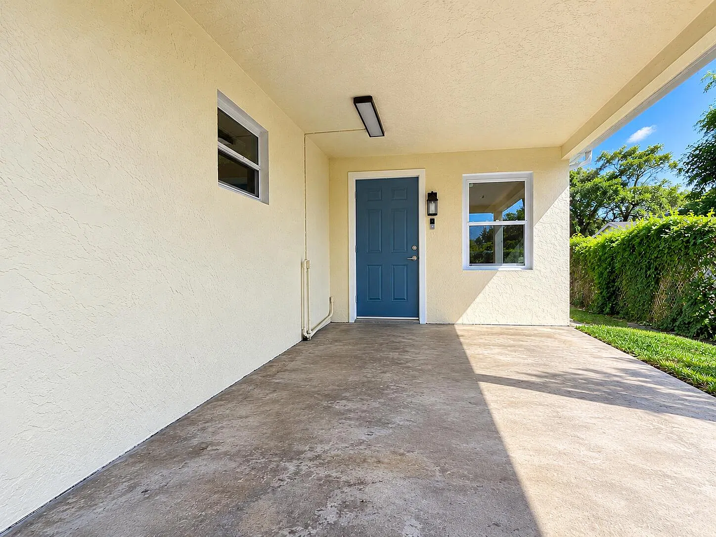 1 bed, 1.0 bath, 200 sqft, $850 — Photo 2