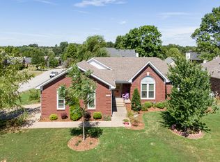11600 Saratoga Ridge Dr, Louisville, KY 40299