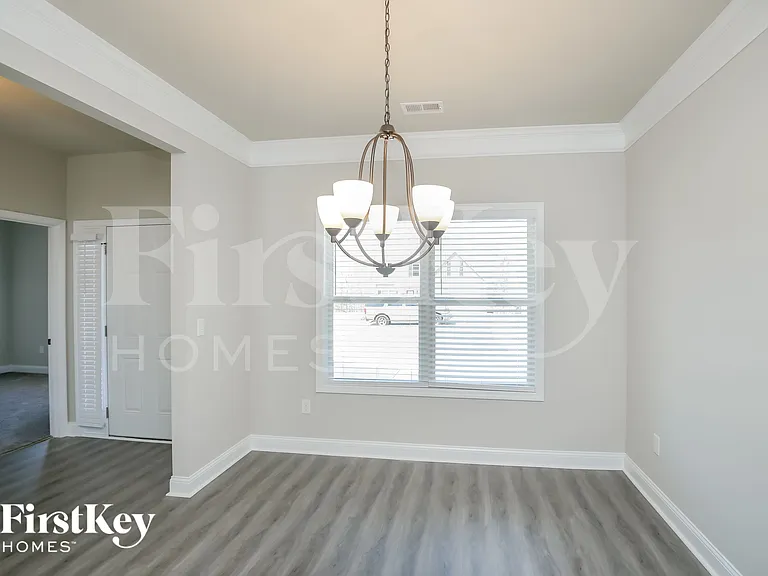 113 Cranbrooke Ln — Photo 4