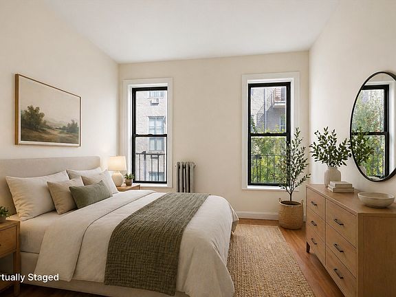 4th image of 171 Meserole St APT 19
