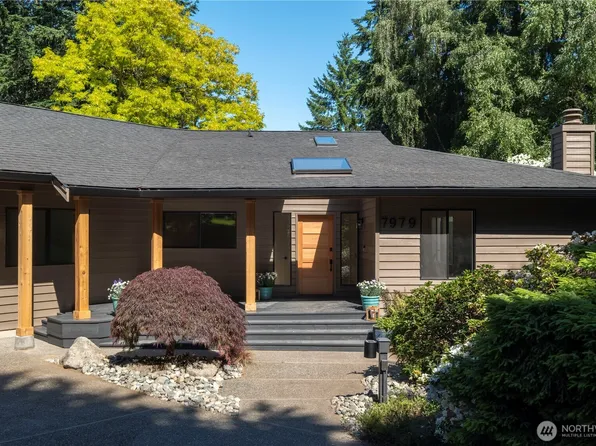 7979 NE Leslie Lane, Bainbridge Island, WA 98110