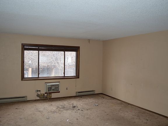 3rd image of 1125 Custer Ave APT 9