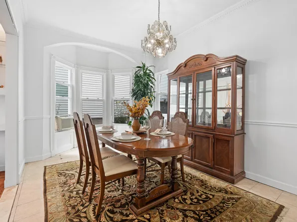 393 Fairmount Avenue image 4 of 41