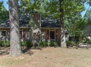 2600 Echo Valley Dr, Little Rock, AR 72227