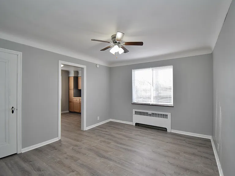 5219 Colerain Ave — Photo 11