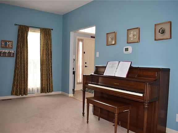 3rd image of 11037 Sawgrass Dr
