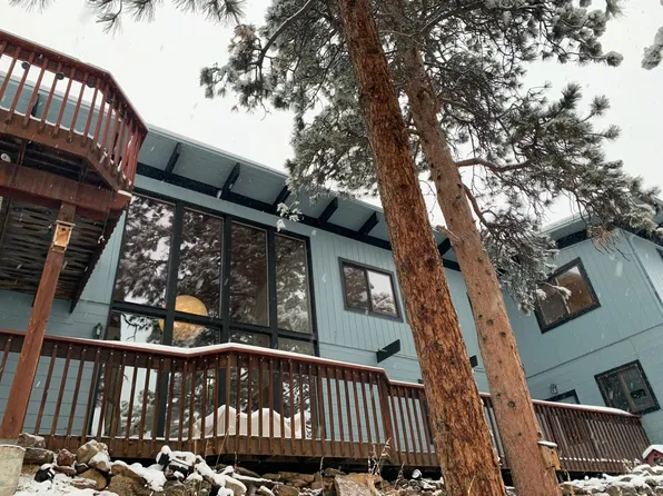 490 Meadow View Dr, Evergreen, CO 80439