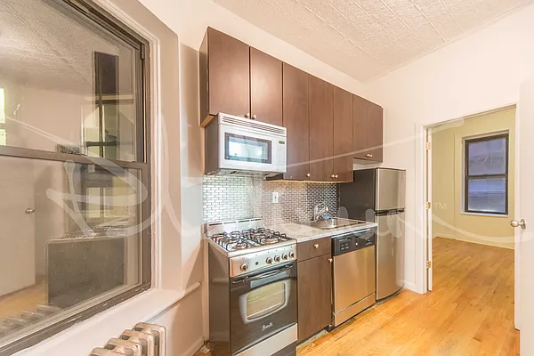 Rented by Platinum Properties | media 1