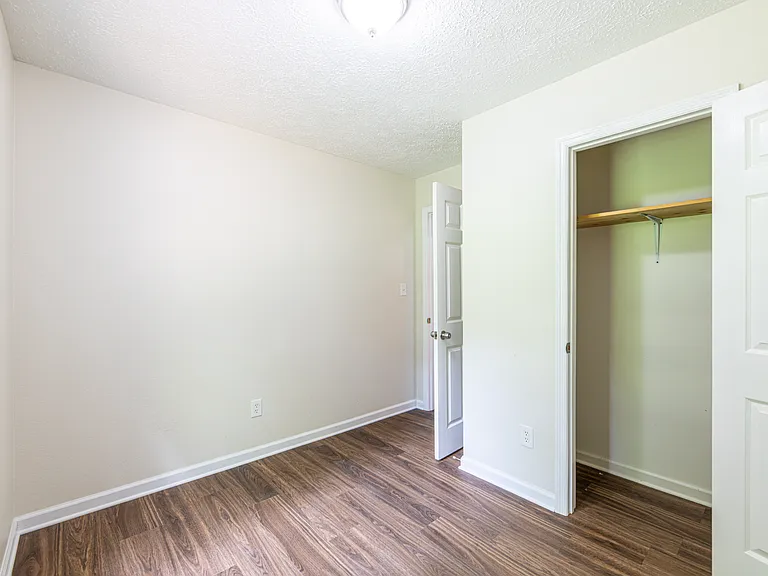 320 Beechwood Dr — Photo 14