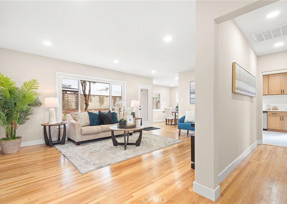 1st image of 4048 N Broadmoor Ave