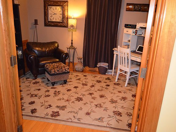 Den / Office / 5th bedroom