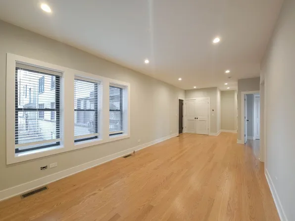 4825 N Wolcott Ave #3, Chicago, IL 60640