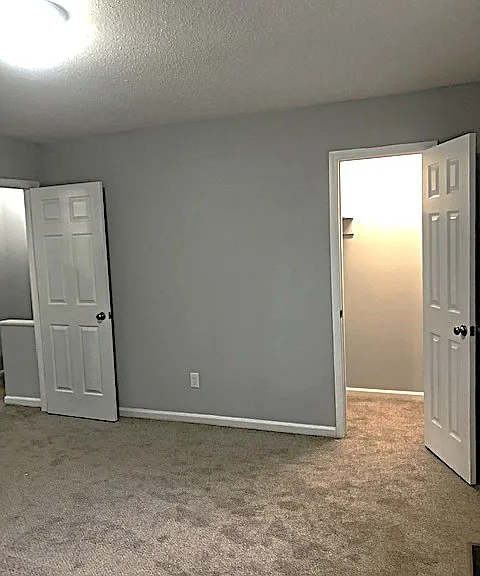 Forest Park Apartments — Photo 10
