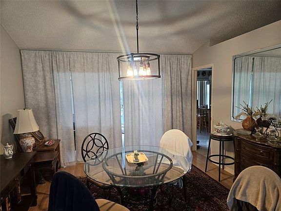 4th image of 5506 Prince Charles Ln
