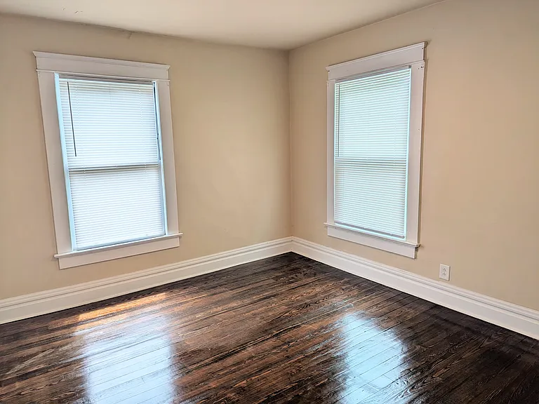 2205 Highland Ave — Photo 8
