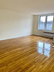 Rented by Roberto Guilbet, LREB