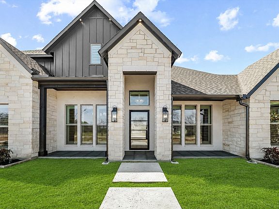2nd image of 3035 Winding Creek Trl
