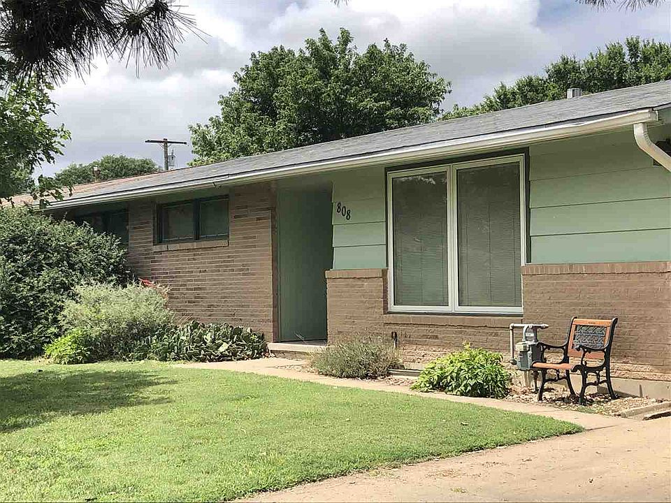 1st image of 808 Rainbow Dr