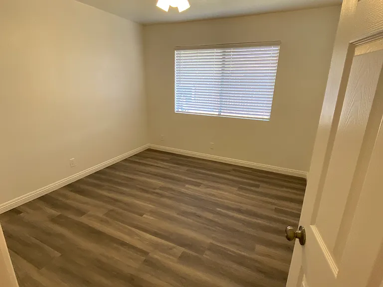 13192 Navajo Rd #3 — Photo 10