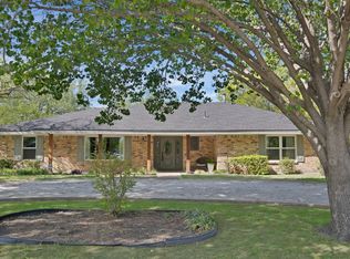 7301 Chapman Dr, North Richland Hills, TX 76182