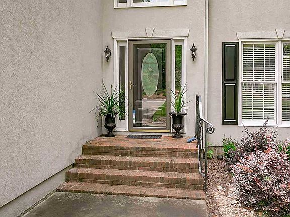 5th image of 517 Bent Creek Ln