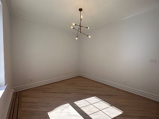 2nd image of 135 Smith St APT 1