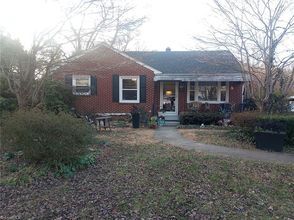 1st image of 4004 Dalton St