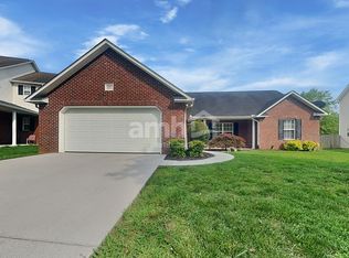 6560 Gentlewinds Dr, Knoxville, TN 37931