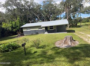 662 N Volusia Ave, Pierson, FL 32180