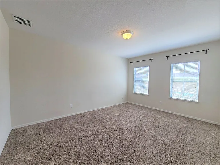 1039 Taramundi Dr — Photo 9