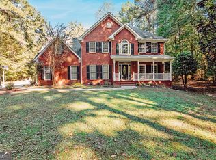 230 Farr Lake Dr, Tyrone, GA 30290