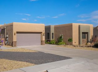 6619 Rim Rock Cir NW, Albuquerque, NM 87120